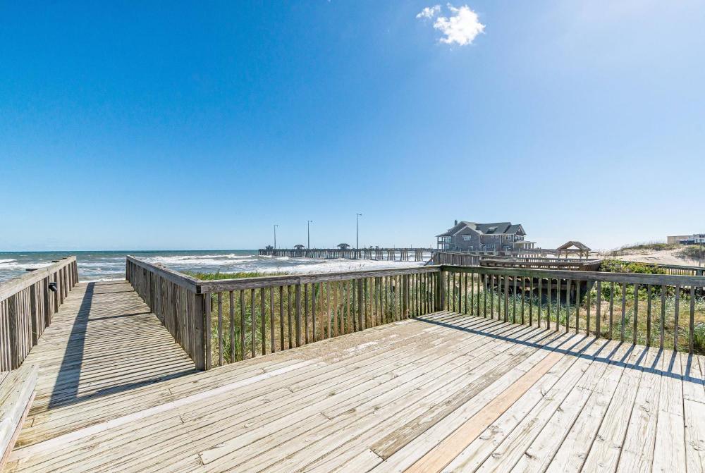 Dune Diamond - Nags Head MP 16.5, Oceanfront, Elevator, Heated Pool, Hot Tub, Pets OK, Flex Stays